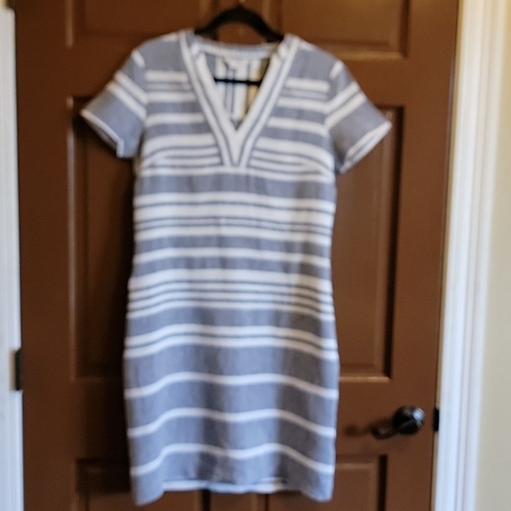 Boden-Linen gray and white striped v neck short sleeved dress Size 10L.